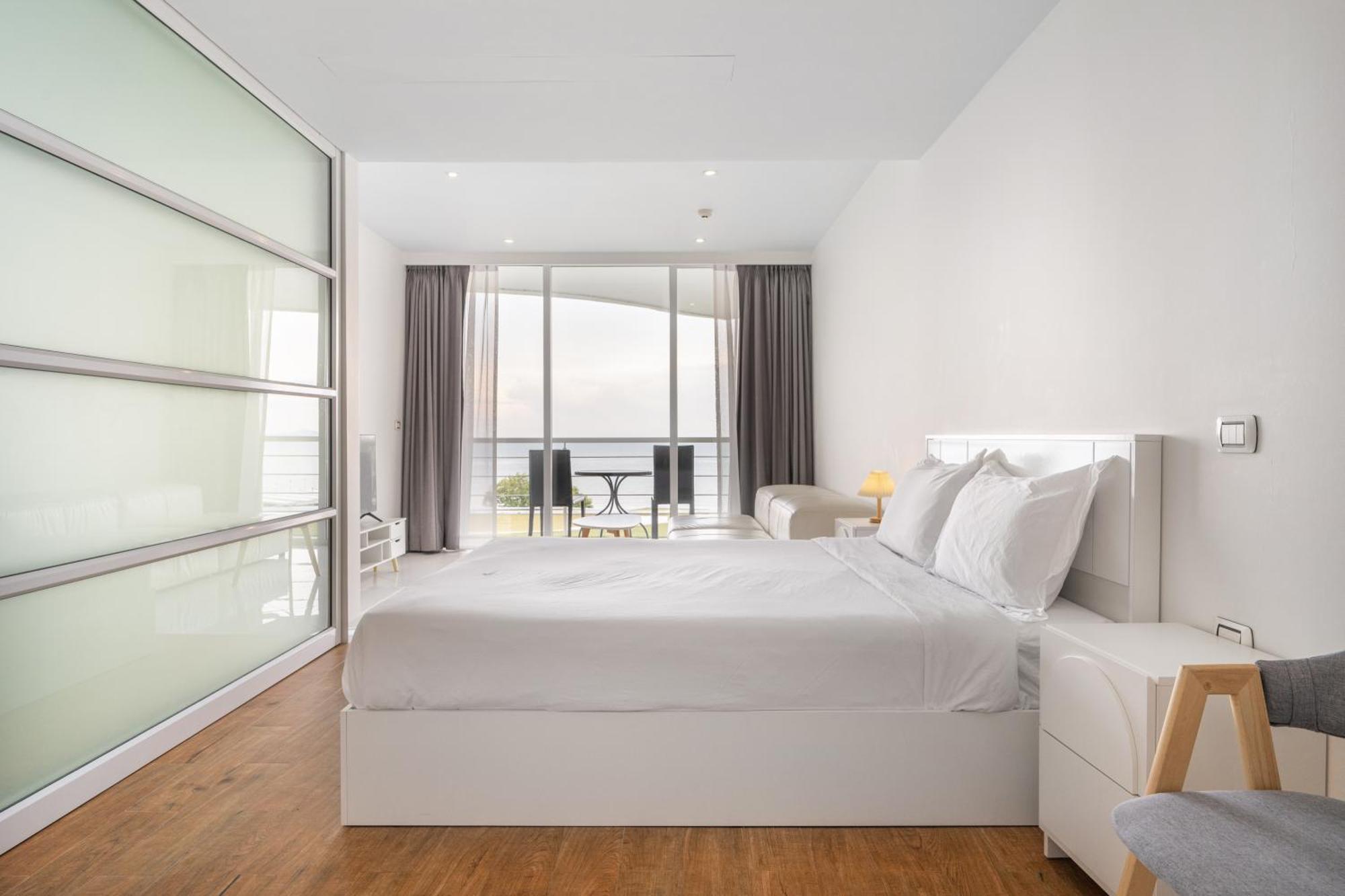 Pure Sunset Beach - Ocean View Room, Pattaya Na Chom Thian Exteriér fotografie